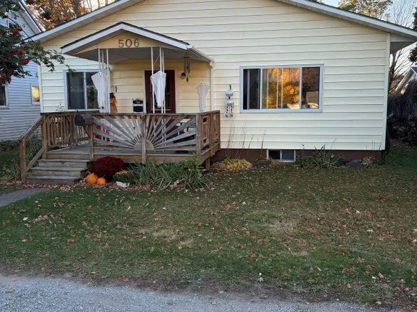 506 Heard St, Ontonagon, MI 49953