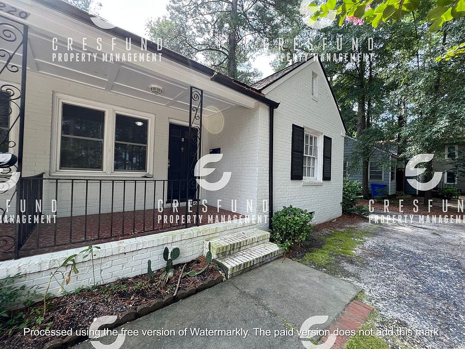 1st image of 220 Woodrow St #B