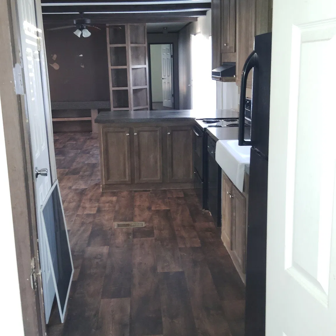 3 bed, 1280 sqft, $1,050 — Photo 4