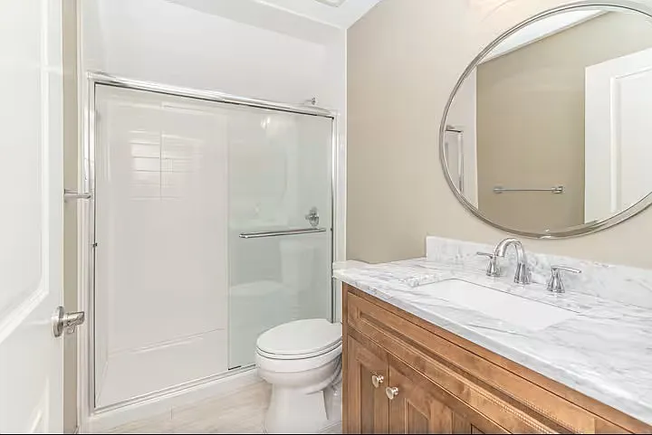 804 Henry St — Photo 35