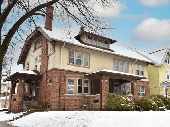 2976 North Stowell AVENUE, Milwaukee, WI 53211