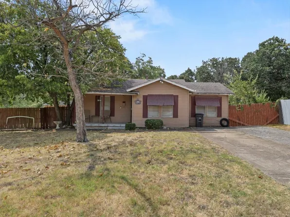 2640 Pioneer St, Fort Worth, TX 76119