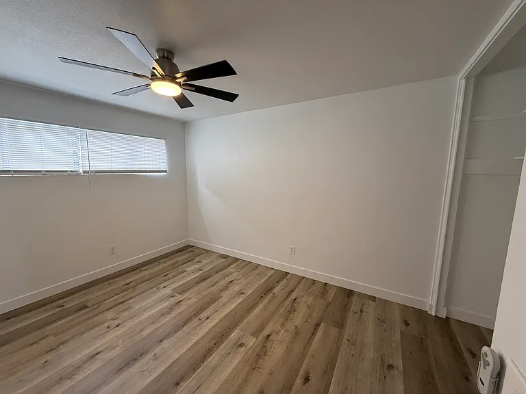 74 N Laurel St #78 — Photo 11