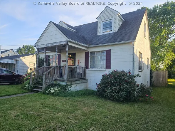 429 Park Ave, South Charleston, WV 25309