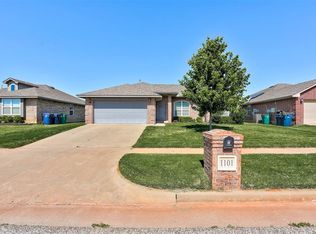 1101 Laurel Creek Dr, Yukon, OK 73099