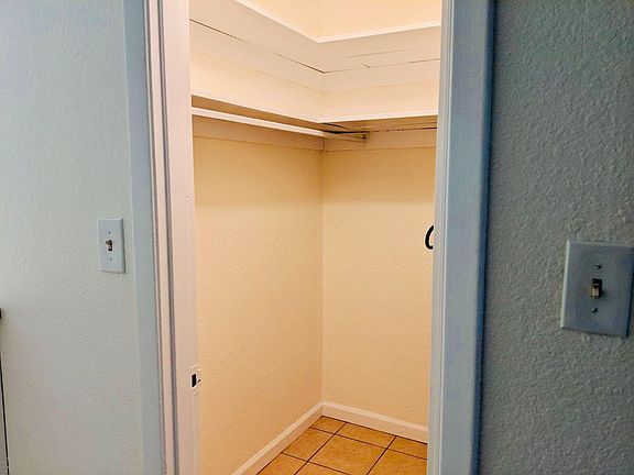 5th image of 617 Delaney Ave APT 12
