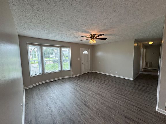 3rd image of 116 Grant Ave