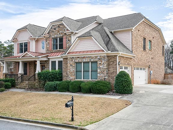 2nd image of 2201 Everleigh Dr