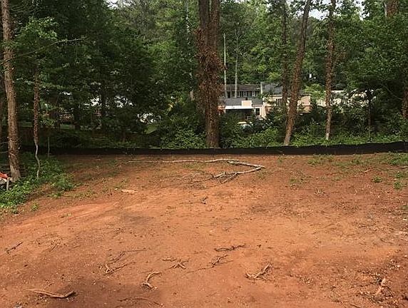 4th image of 3175 Mary Dr