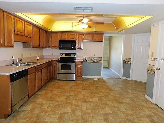 2nd image of 108 Waldemar Ct SE