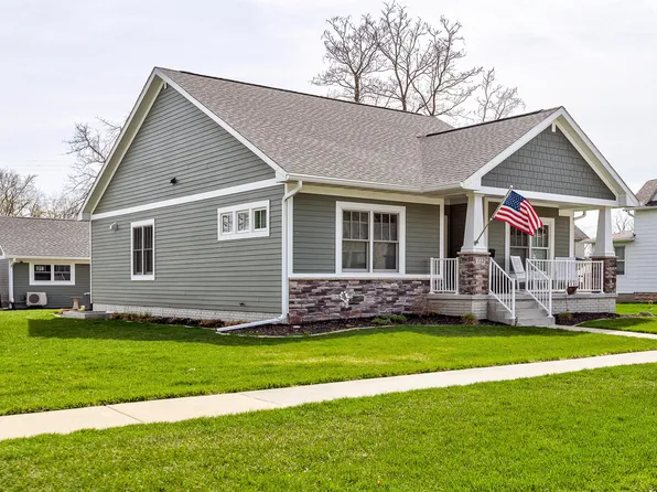 722 Broad St, Story City, IA 50248