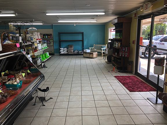 4th image of 250 W Old A J Hwy #J