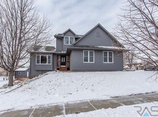 709 N Dubuque Ave, Sioux Falls, SD 57110