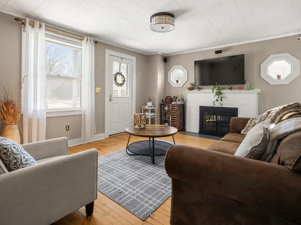 1016 Main Street, Colchester, VT 05446