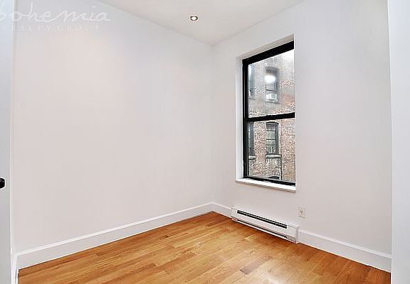 3rd image of 8 W 108th St APT 38