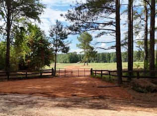 525 Duck Pond Rd, Lexington, GA 30648