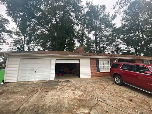 3602 Lakeshore Dr SW Photo 1