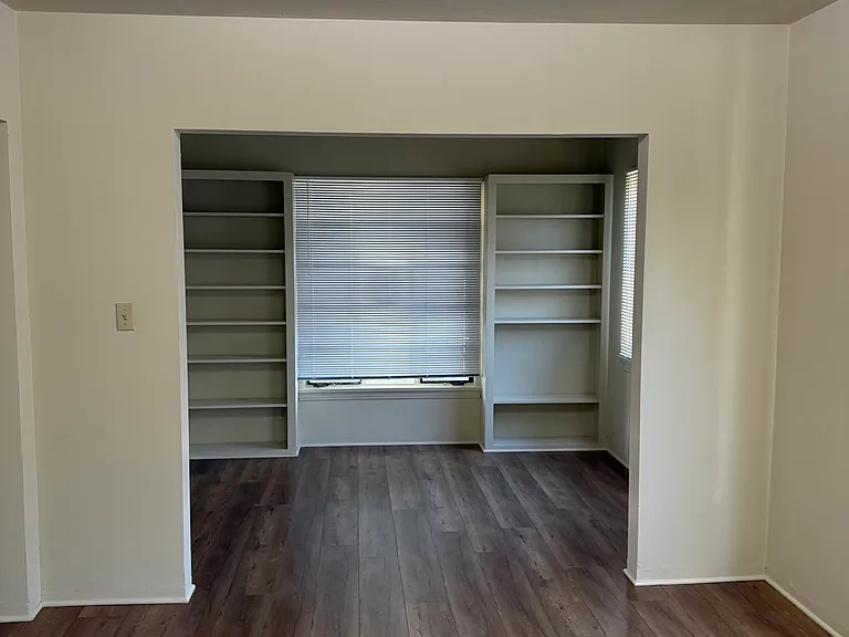 153 E Pasadena St — Photo 14