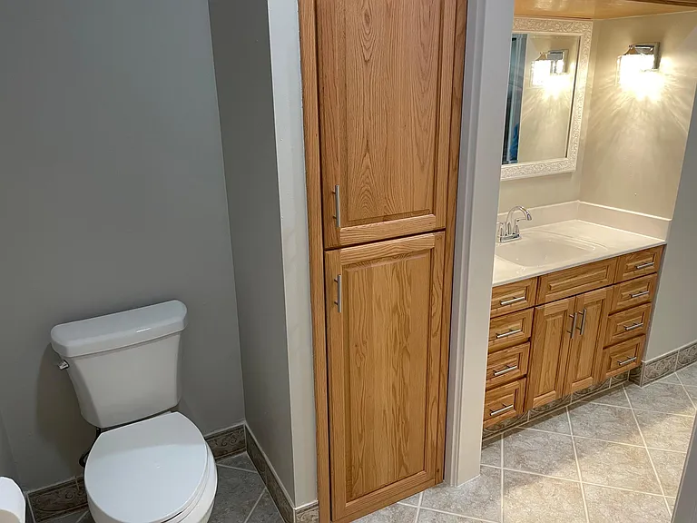 2204 Indiana Ave — Photo 24
