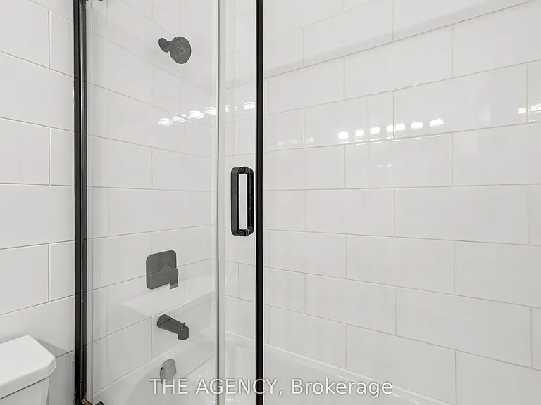 2350 Dundas St W #520A — Photo 18