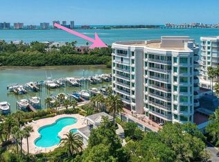 1 Seaside Ln APT 203, Belleair, FL 33756