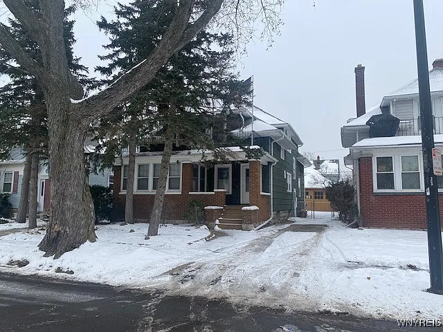 27 Henley Rd photo 1