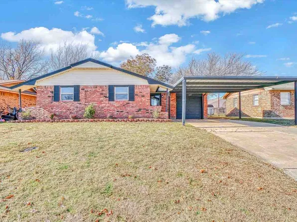 1027 SE Alta Ln, Lawton, OK 73501