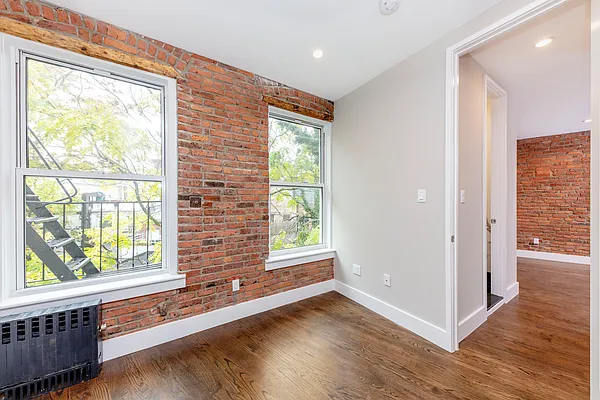 Rented by Douglas Elliman | media 14