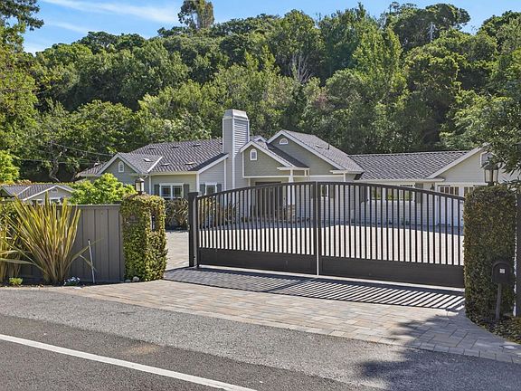 5th image of 815 Crystal Springs Rd