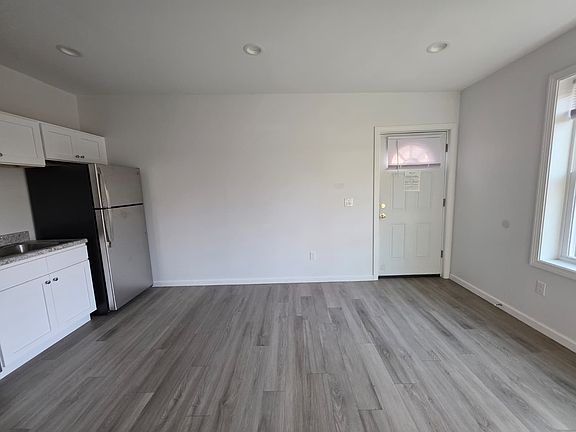 5th image of 337 Main St #11B