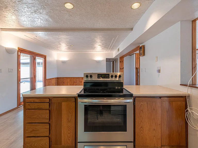 6517 San Francisco Rd NE — Photo 13