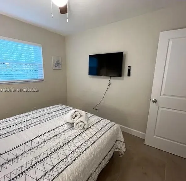 5221 York Ct — Photo 23