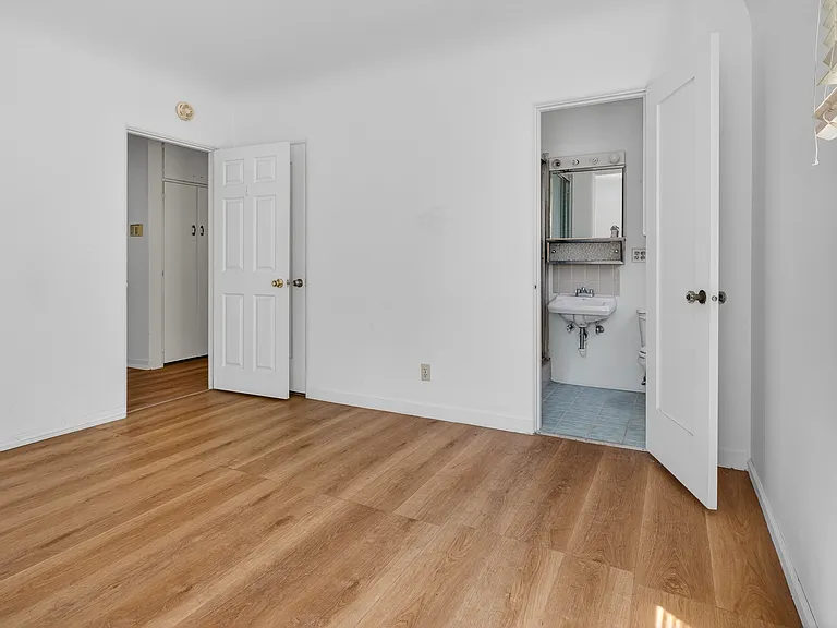 122 E Linda Vista Ave — Photo 8