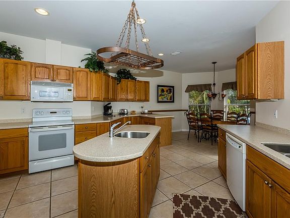 4th image of 1135 Vernon Pl