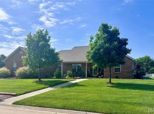 133 Gladwyn Dr, Millstadt, IL 62260