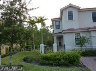 7384 Bristol Cir, Naples, FL 34120