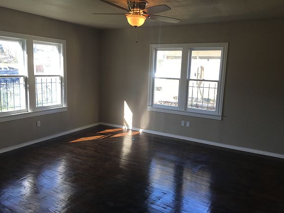 2nd image of 327 Oriental Ave