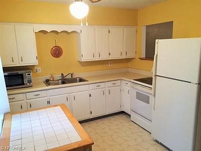 4th image of 438 North St APT 13A