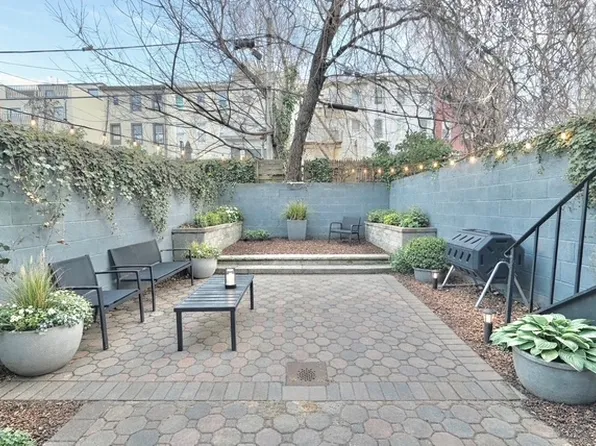 284 Halsey Street image 1 of 4