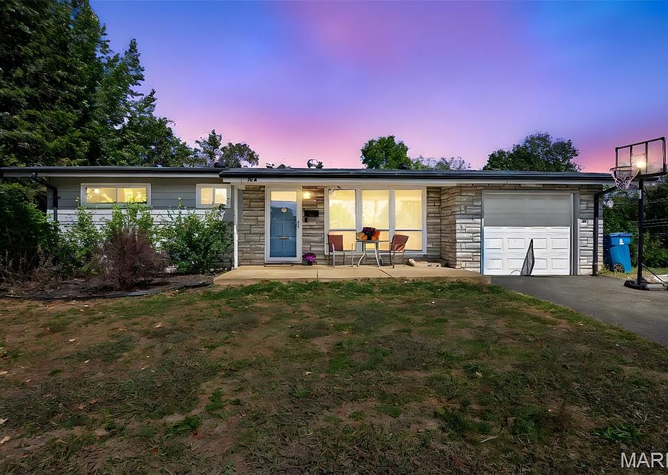 1st image of 308 Lilac Dr