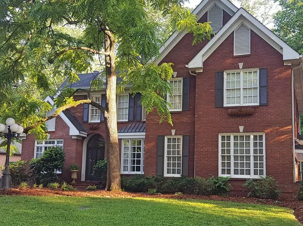 545 Ridgecrest Dr, McMinnville, TN 37110