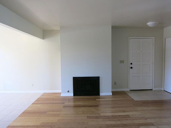 4th image of 1856 Clarke Ave APT 4