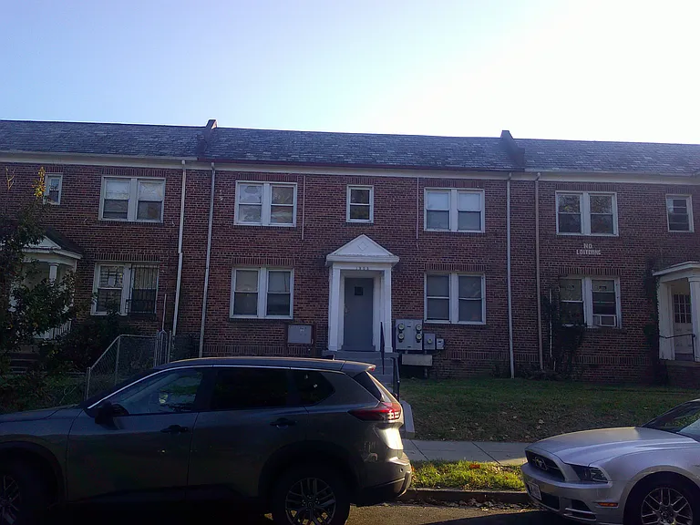 1905 M St NE #3 — Photo 14