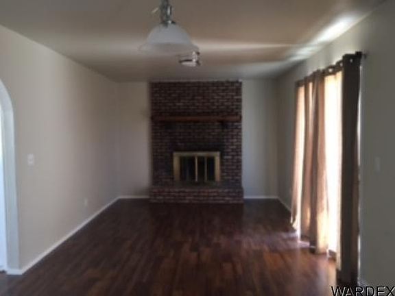 4th image of 2834 Marlene Ave