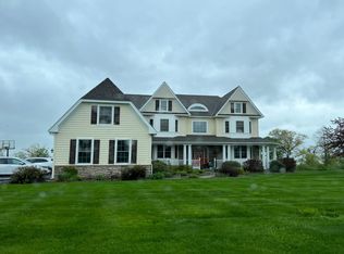 10 Hopeview Ct, Newburgh, NY 12550