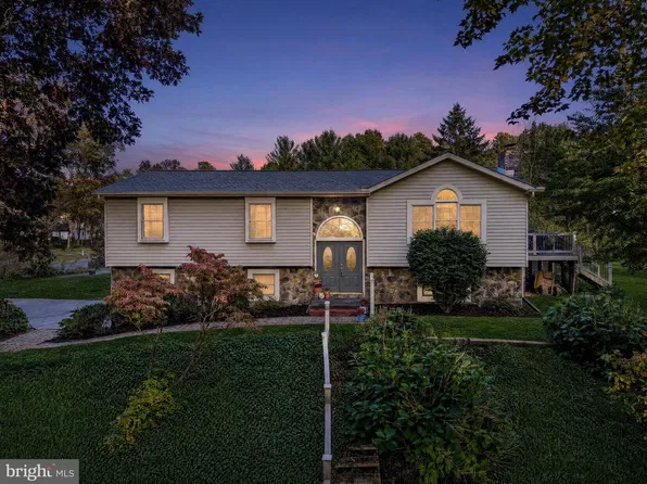 2008 Mimosa Ln, Pottstown, PA 19464