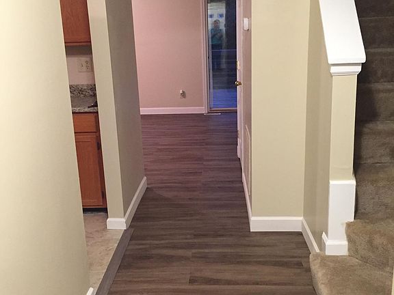 4th image of 805 Knollwood Ct