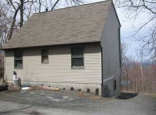 46 Woodland Cir S, Monroe, NY 10950