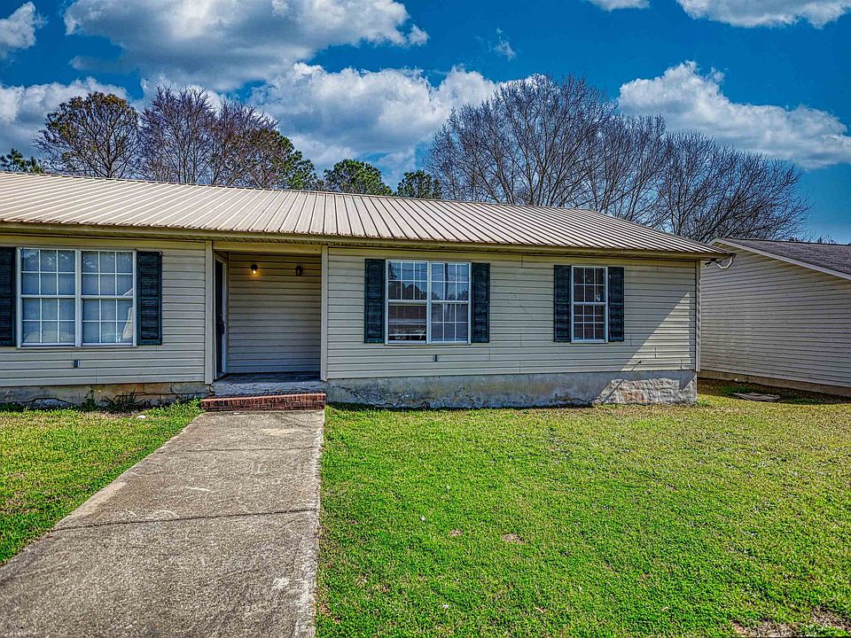 1st image of 2313 Laura Ct NE