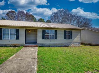 2313 Laura Ct NE, Milledgeville, GA 31061